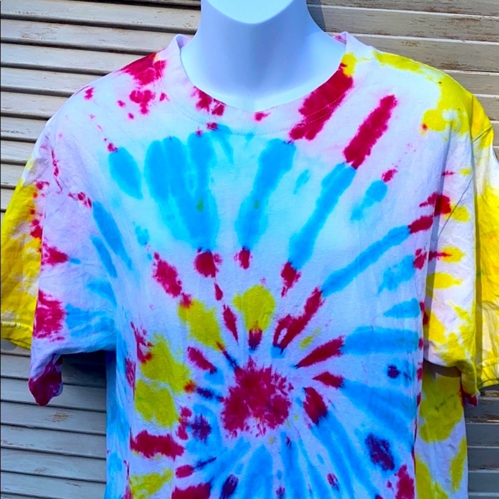 Kirkland Dye tee Size -M 100% Cotton - Picture 5 of 8